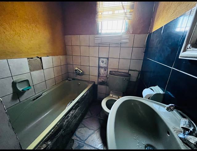 2 BEDROOM HOUSE FOR SALE IN EVATON WEST